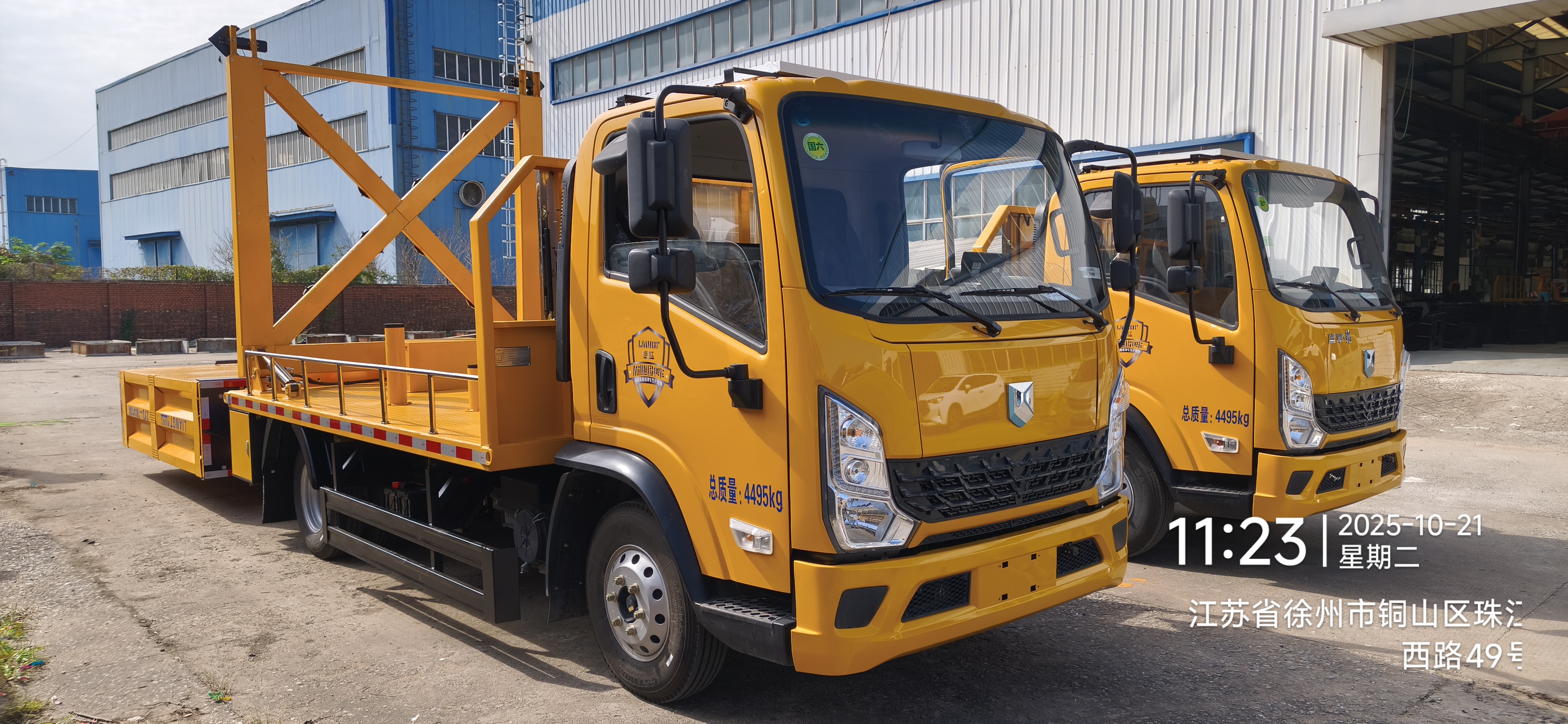 防撞緩沖車是什么東西？具體在高速道路上能起到什么作用？-有駕